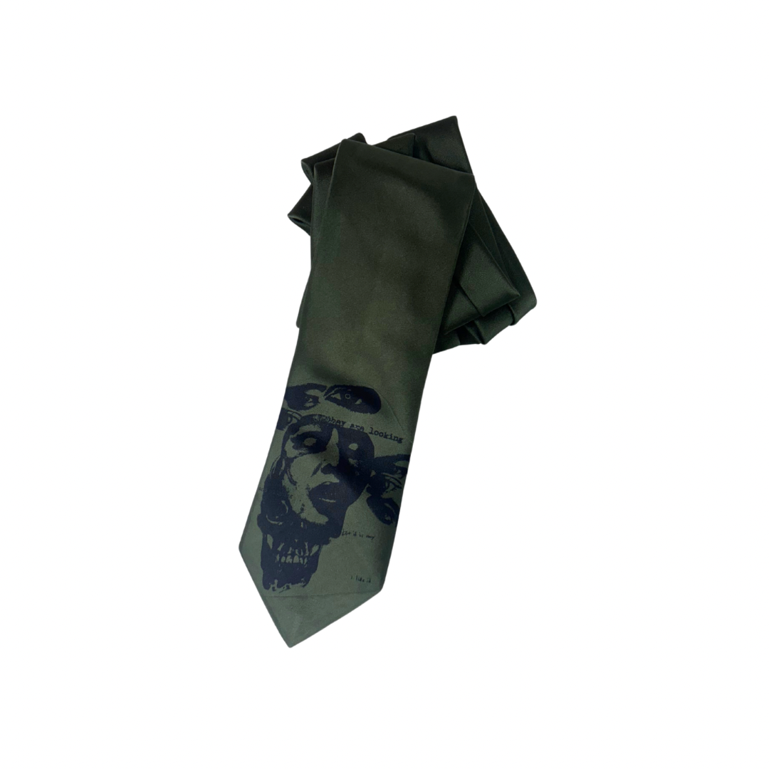 Looking & Laughing Tie